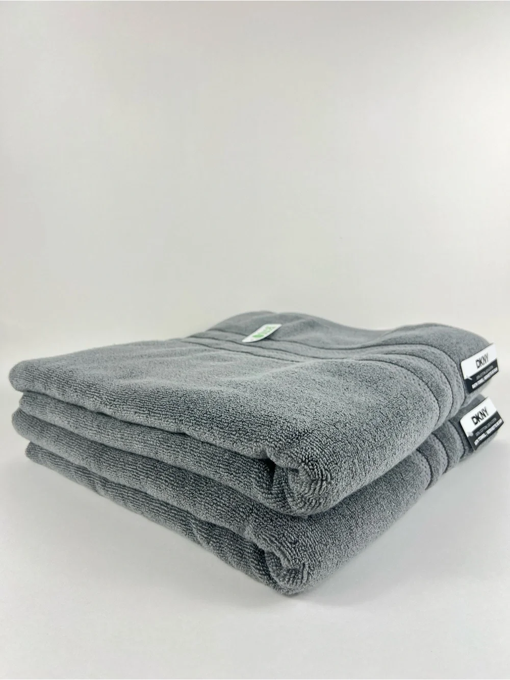 DKNY Bath Towels Gray Plush Soft Absorbent 100% Cotton Solucell 2 Pc NEW